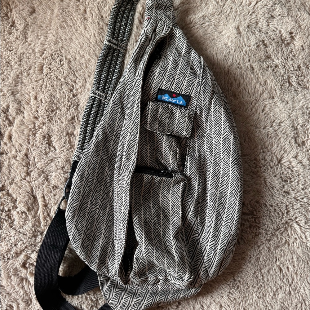 Kavu Herringbone Belt Bag in Black and White